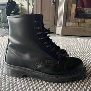 Dr. Martens sz 10 all black